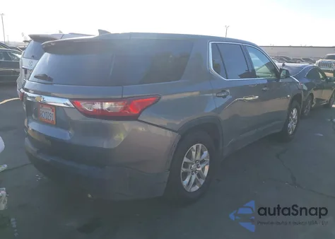 2018 Chevrolet Traverse Ls z USA, uszkodzony, nr VIN 1GNERFKWXJJ218532